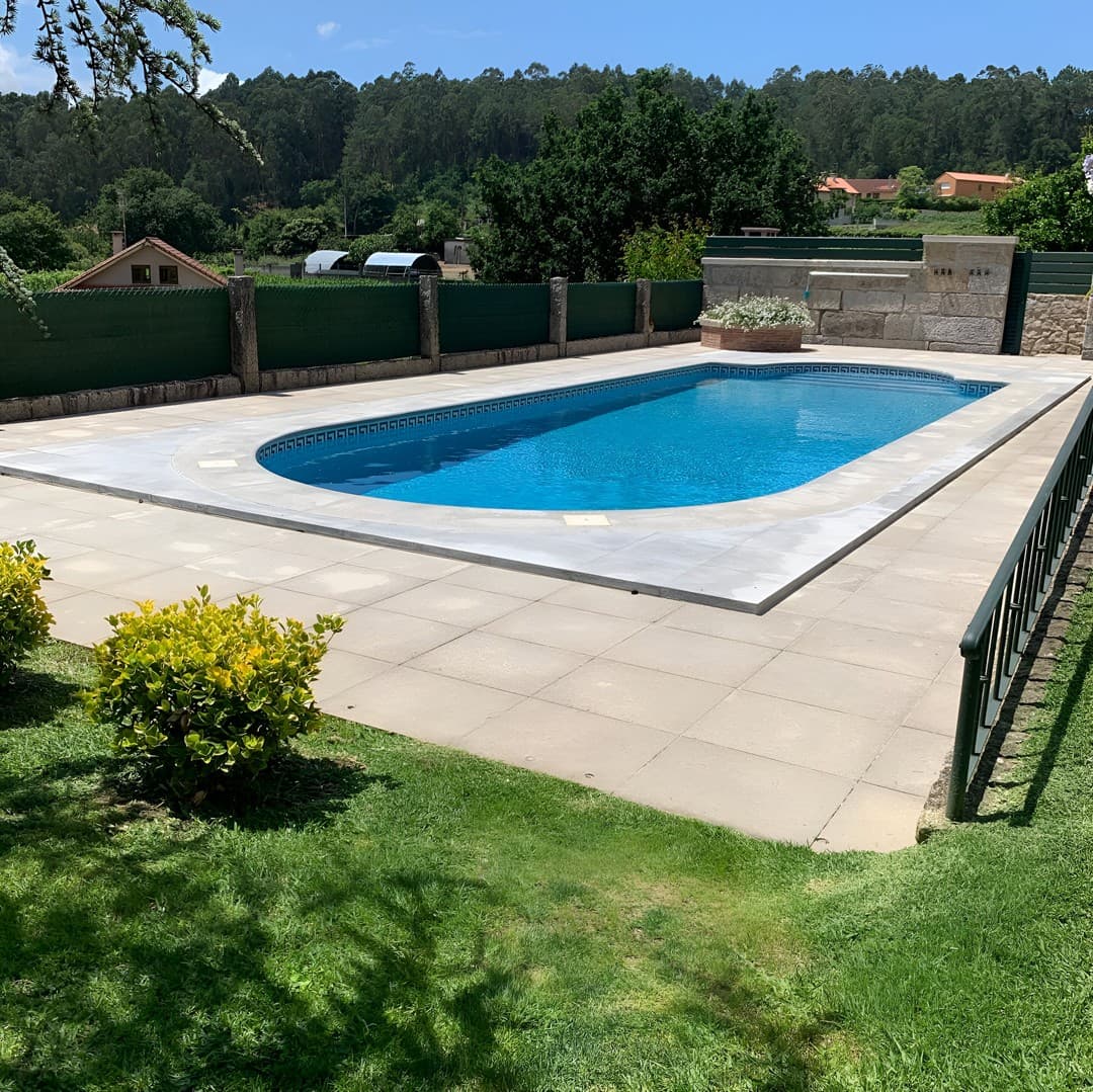 Piscinas enterradas en Pontevedra