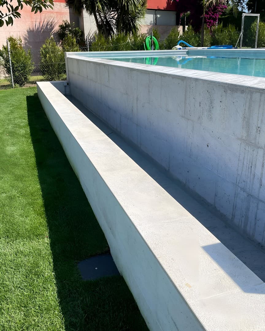 Piscinas elevadas de obra en Vigo
